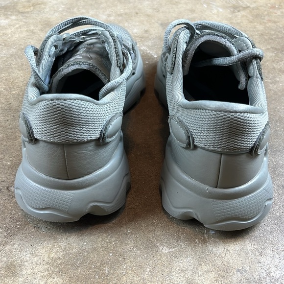 Adidas Ozweego Shoes in moss colorway
Size: 2 1/2 - Picture 6 of 8